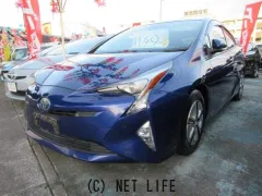 トヨタ プリウス