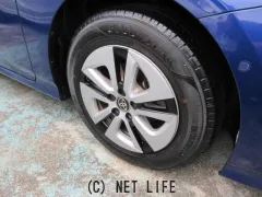 トヨタ プリウス