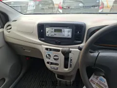 ダイハツ ミライース