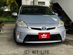 トヨタ プリウス