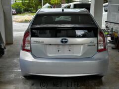 トヨタ プリウス