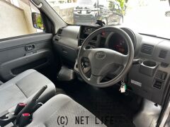 トヨタ ピクシスバン