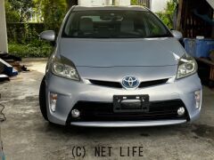 トヨタ プリウス