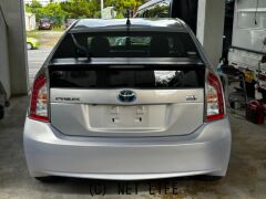 トヨタ プリウス