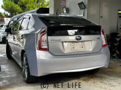 トヨタ プリウス