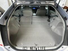 トヨタ プリウス