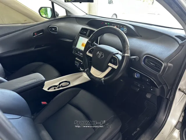 トヨタ プリウス