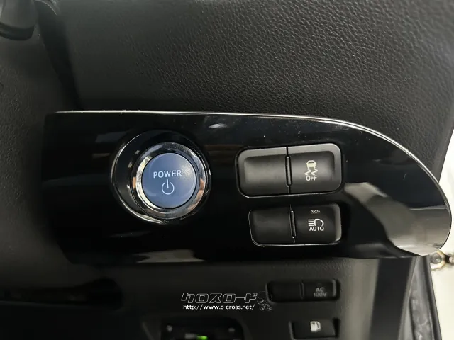 トヨタ プリウス