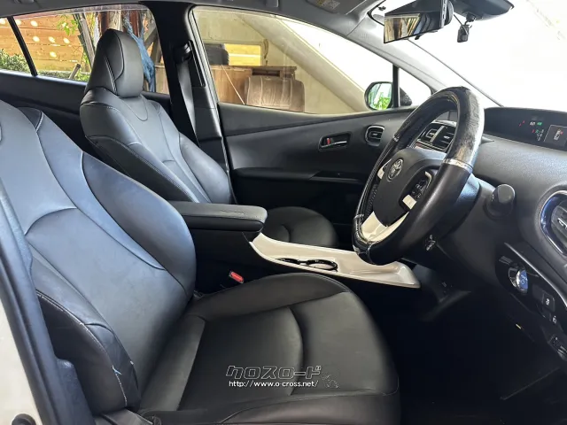 トヨタ プリウス