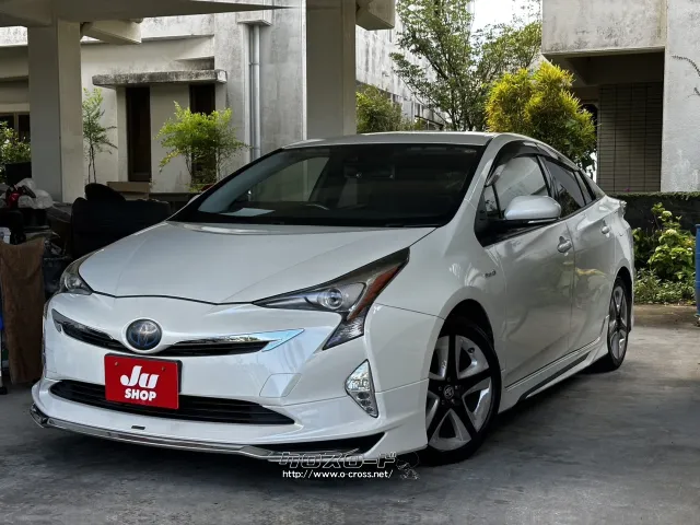 トヨタ プリウス