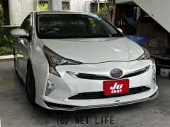 トヨタ プリウス