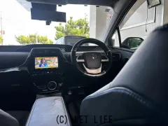 トヨタ プリウス