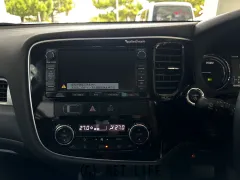 三菱 アウトランダーPHEV