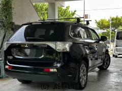 三菱 アウトランダーPHEV