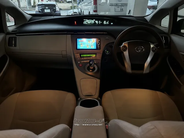 トヨタ プリウス