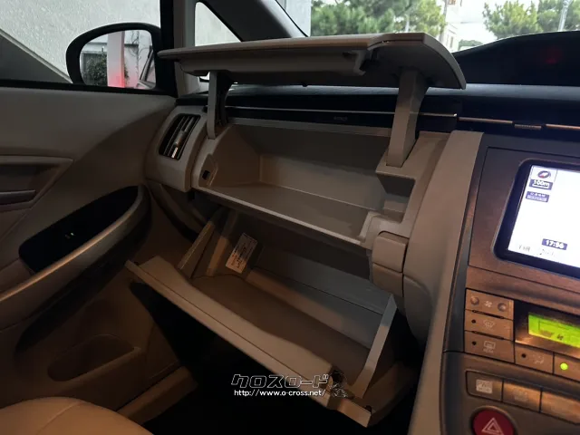 トヨタ プリウス