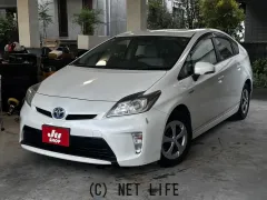 トヨタ プリウス