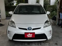 トヨタ プリウス