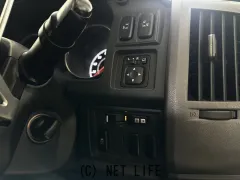 三菱 デリカD：5