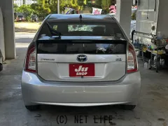 トヨタ プリウス