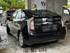 トヨタ プリウス