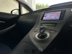 トヨタ プリウス