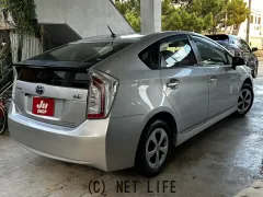 トヨタ プリウス