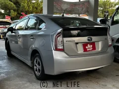 トヨタ プリウス