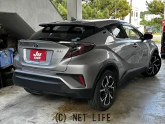トヨタ C-HR