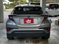 トヨタ C-HR