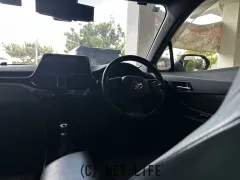 トヨタ C-HR