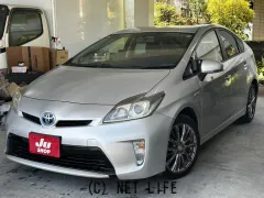 トヨタ プリウス