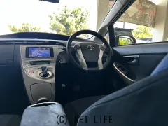 トヨタ プリウス