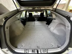 トヨタ プリウス