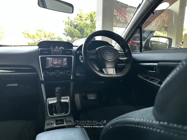 スバル レヴォーグ