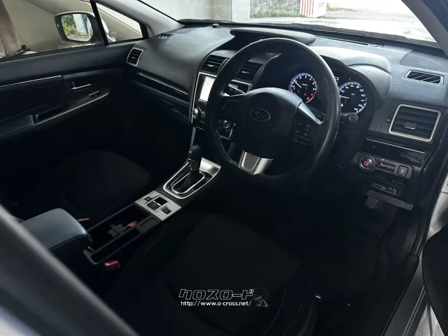 スバル レヴォーグ