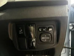 トヨタ プリウスPHV
