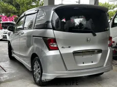 ホンダ フリードスパイク