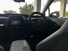 トヨタ プリウス