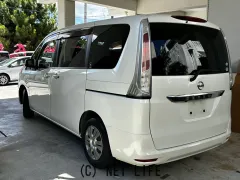 日産 セレナ