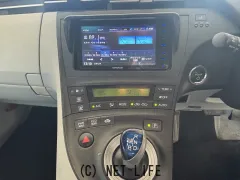トヨタ プリウス