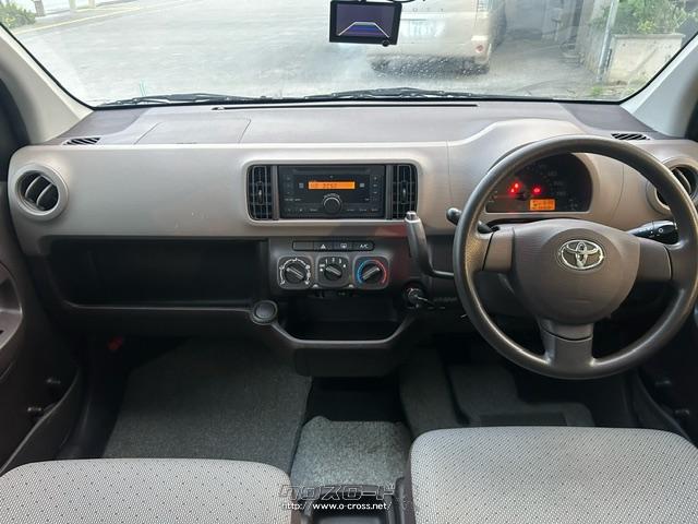 ファブリックシート表皮(ジャガード織物+シルバーパイピング)を採用するなど、上品な印象を付与 トヨタ パッソ