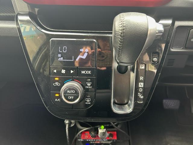 オートエアコン付きで夏でも低燃費走行が可能です。 ダイハツ キャスト