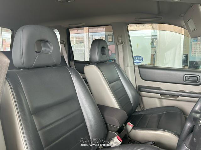 アウトドアシーンはもちろん日常でも使い勝手の良い装備を採用し、更にタフに進化しながらもお求めやすい価格としたモデルとなる。 日産 エクストレイル