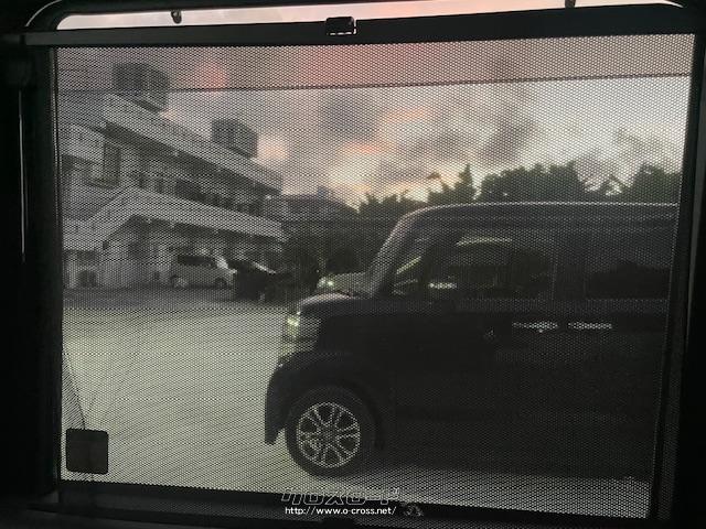 サンシェード付きで日中も車内が熱くなりずらいです。 ダイハツ タント