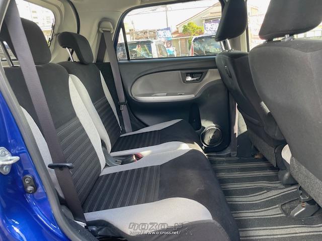 インテリアは、落ち着き感と安心感を与える水平基調のインパネ加飾と黒とベージュの2トーンカラーを基調とした内装色によりハイセンス&エレガントなインテリアを表現。 ダイハツ キャスト