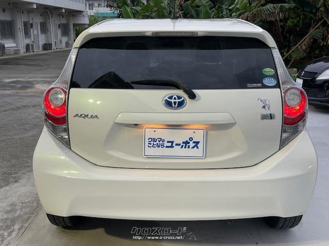 コーナリング時などで横滑りが発生した場合、ブレーキとエンジン出力を制御して車両の安定性を確保するVSCと、発進・加速時にタイヤの空転を抑えてアクセル操作を容易にするTRCを採用。 トヨタ アクア