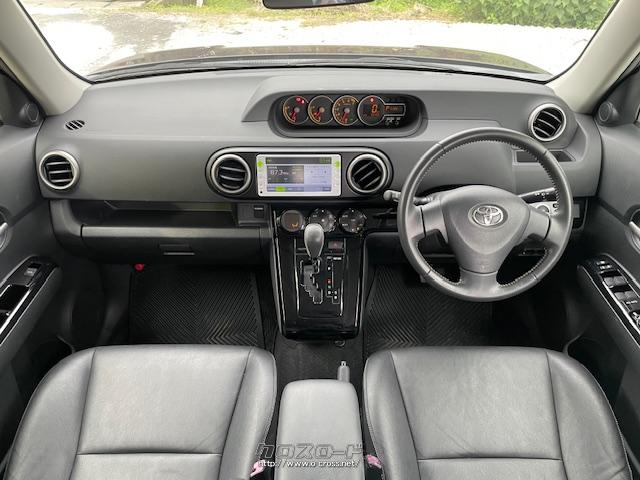 黒を基調とした内装で落ち着いた雰囲気です。 トヨタ カローラルミオン