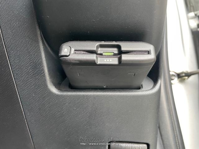 ETC車載器付きで高速道路の料金所も渋滞に巻き込まれずすいすい通れます トヨタ アクア