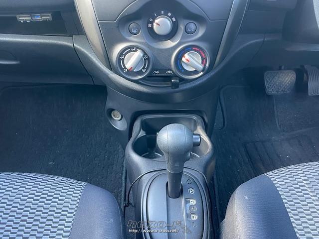 シフトは操作しやすいFAT 日産 マーチ